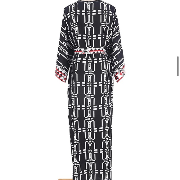 (Last 1) Aztec black/white print chiffon kimono robe beach cover up with sash - Picture 7 of 9